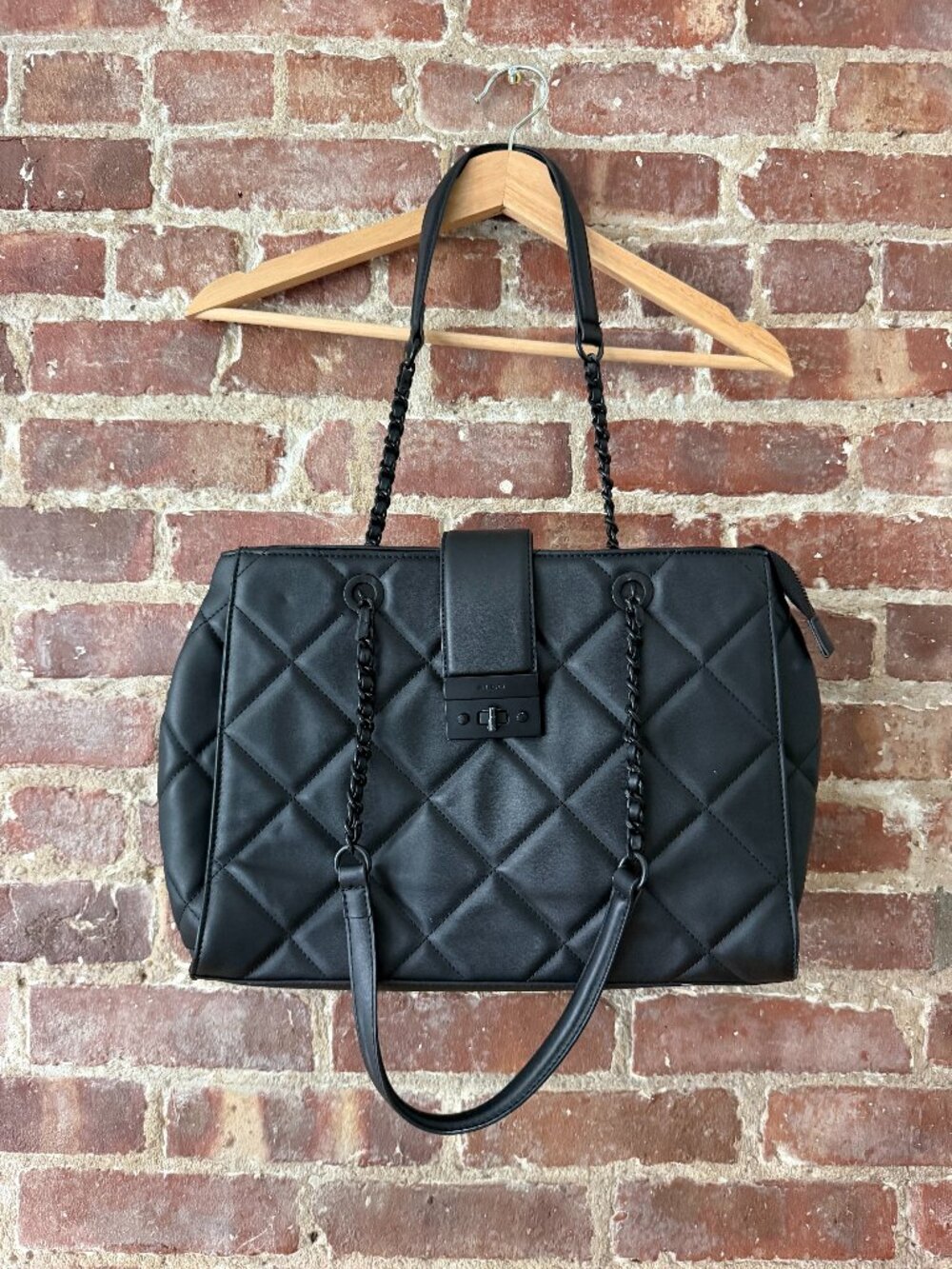 Aldo Black Quilted Tote Bag Matte Chain Handles Turn Lock Structured Shoulder Ba